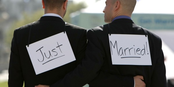 GAY MARRIAGE BECOMES LEGAL IN CALIFORNIA