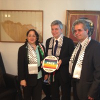 foto Vendola con Ambasciatrice Palestina2