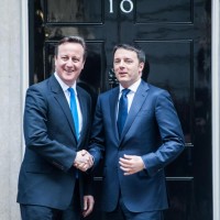 Londra, Renzi incontra Cameron a Downing Street