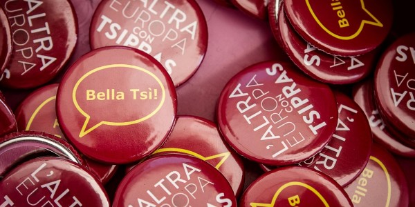 Raccolta firme per la lista Tsipras