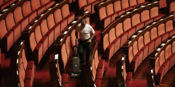 senato vuoto