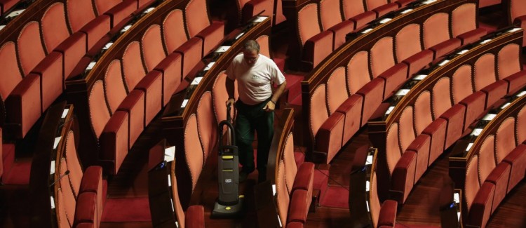 senato vuoto