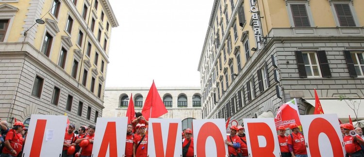 Lavoro-precari-e-stipendi