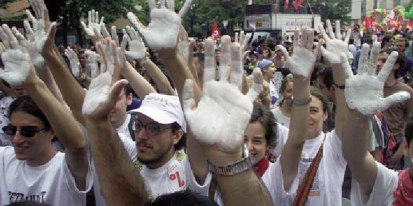 genova2001manibianche