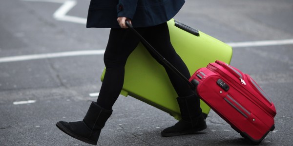 donna-emigrazione-e1402769990598