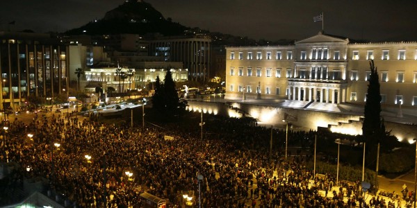 Grecia, proteste contro austerità ad Atene