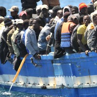 >>>ANSA/PAPA A LAMPEDUSA: FARA' APPELLO A PRENDERSI CURA DEI MIGRANTI