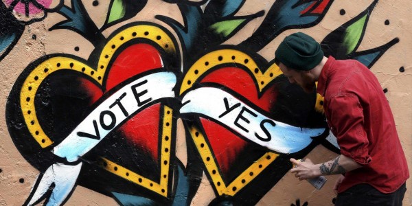 22soc1f02-irlanda-referenum1