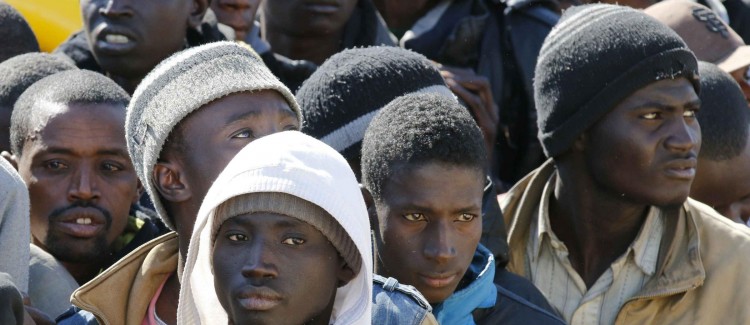 Italia: Migranti arrivano a Pozzallo