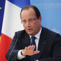 French President Hollande speaks to the media during a news conference at the G20 summit in St. Petersburg
