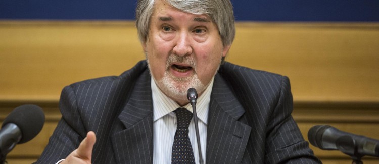 Conferenza stampa del ministro Poletti su lavoro giovanile